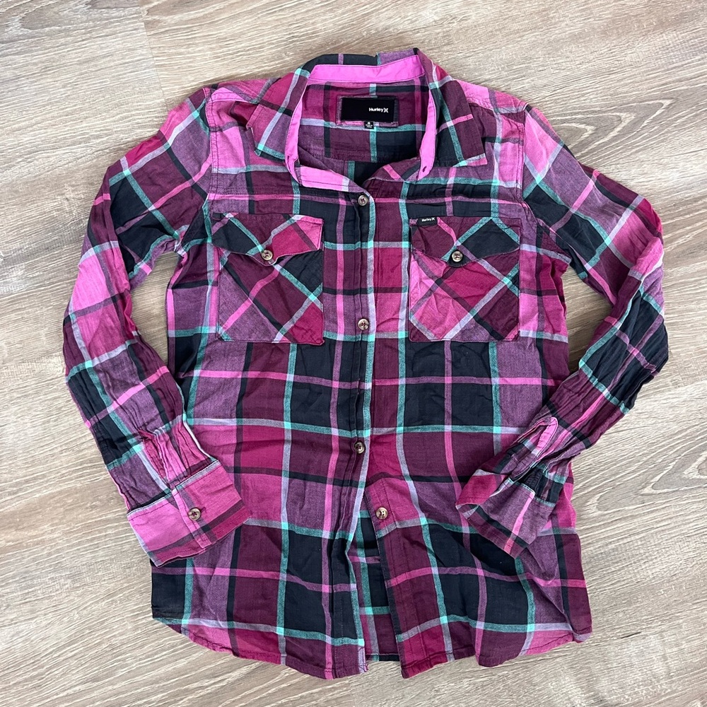 Hurley plaid button down shirt